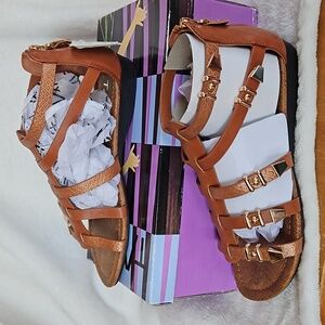 Women sandal
